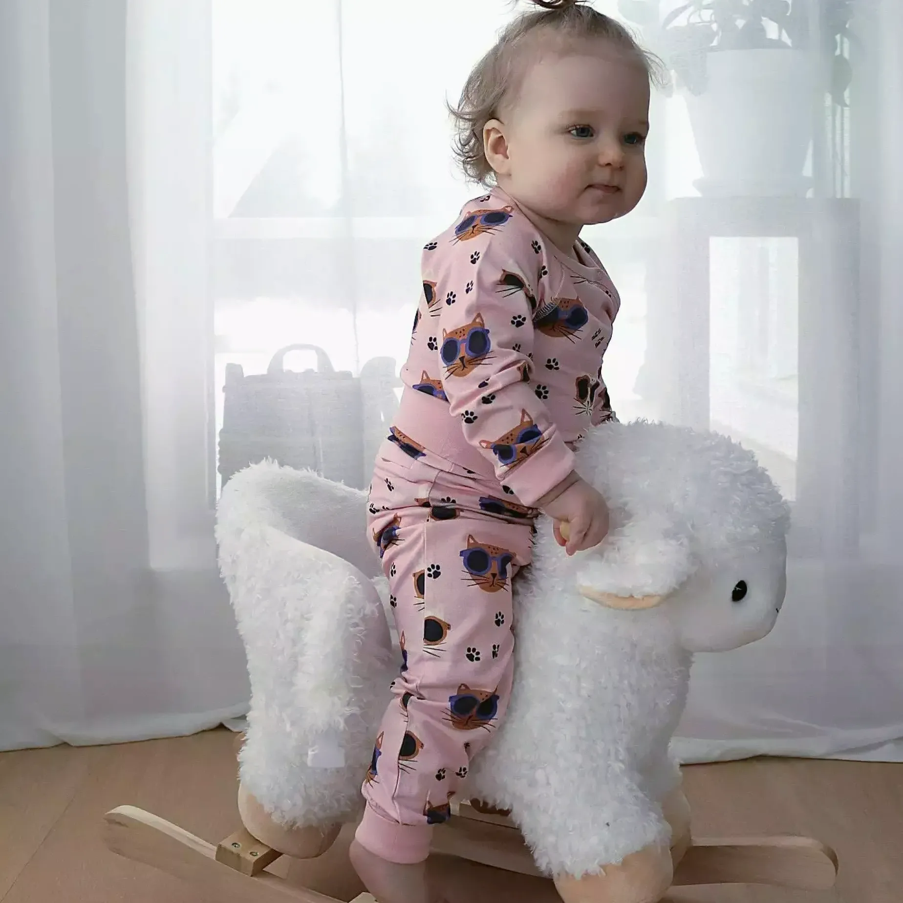 Babybyxor Bambu Cool Cats rosa