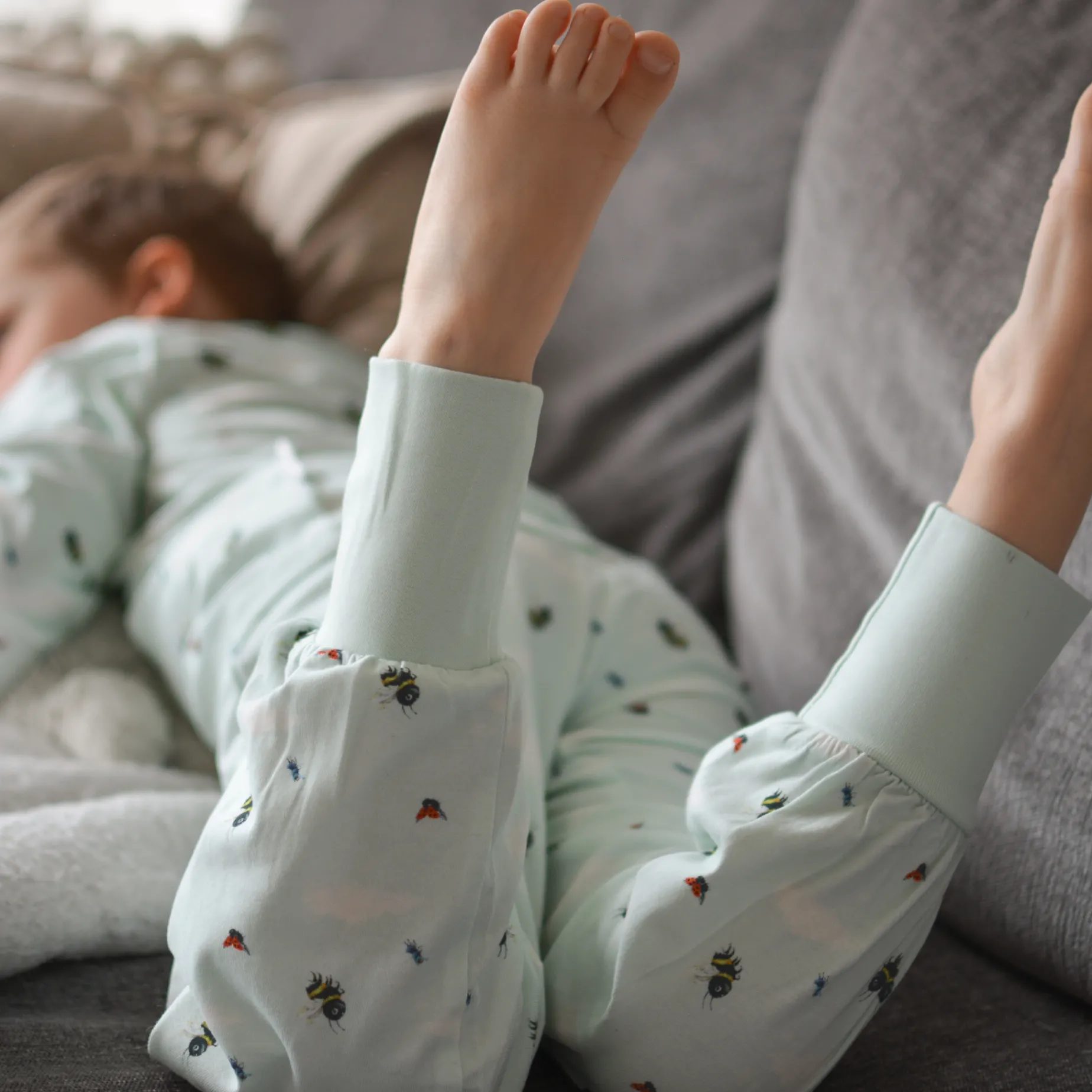 Pyjamas tvådelad Humlan Djojj Mint