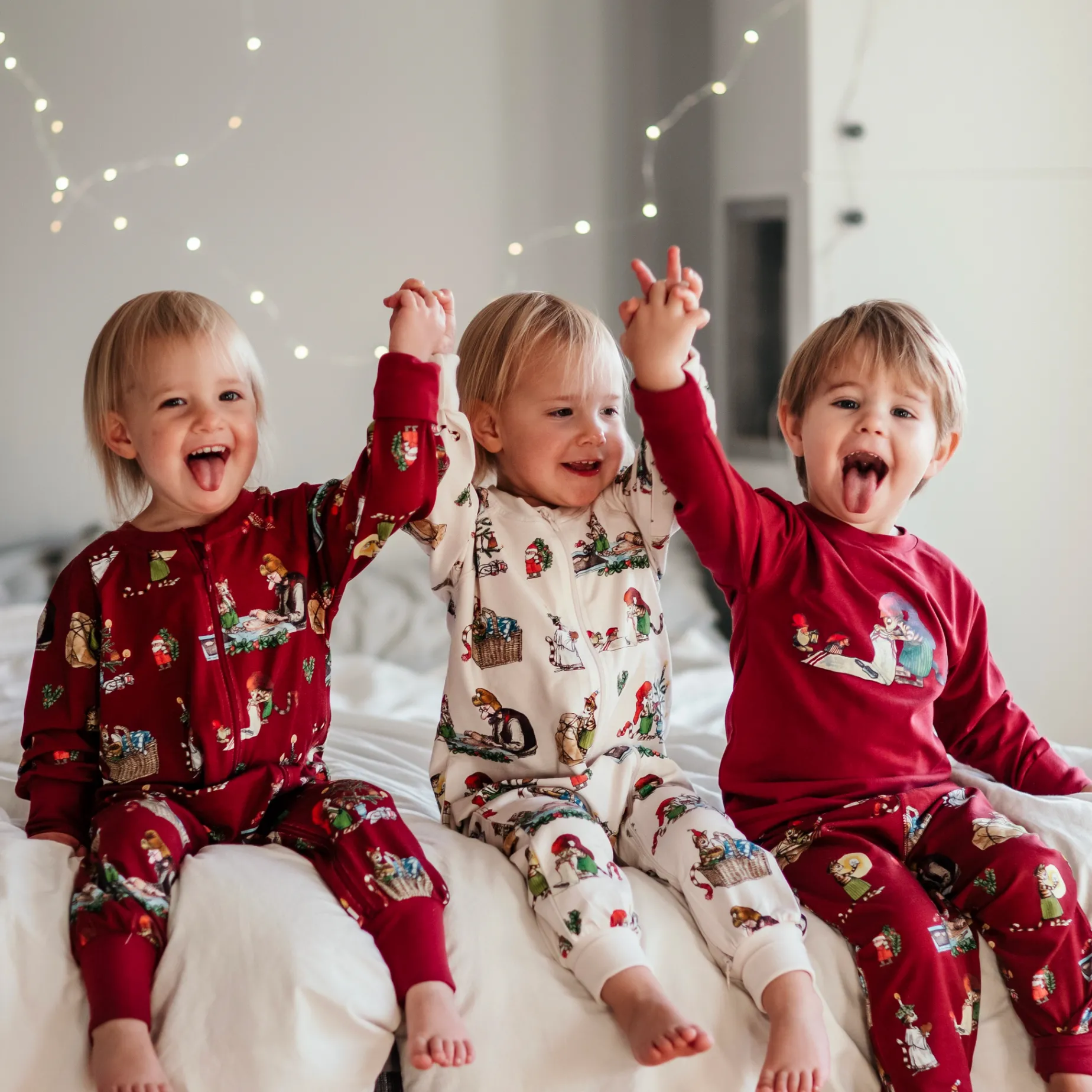 Pyjamas tvådelad Pettson och Findus Röd - Julpyjamas