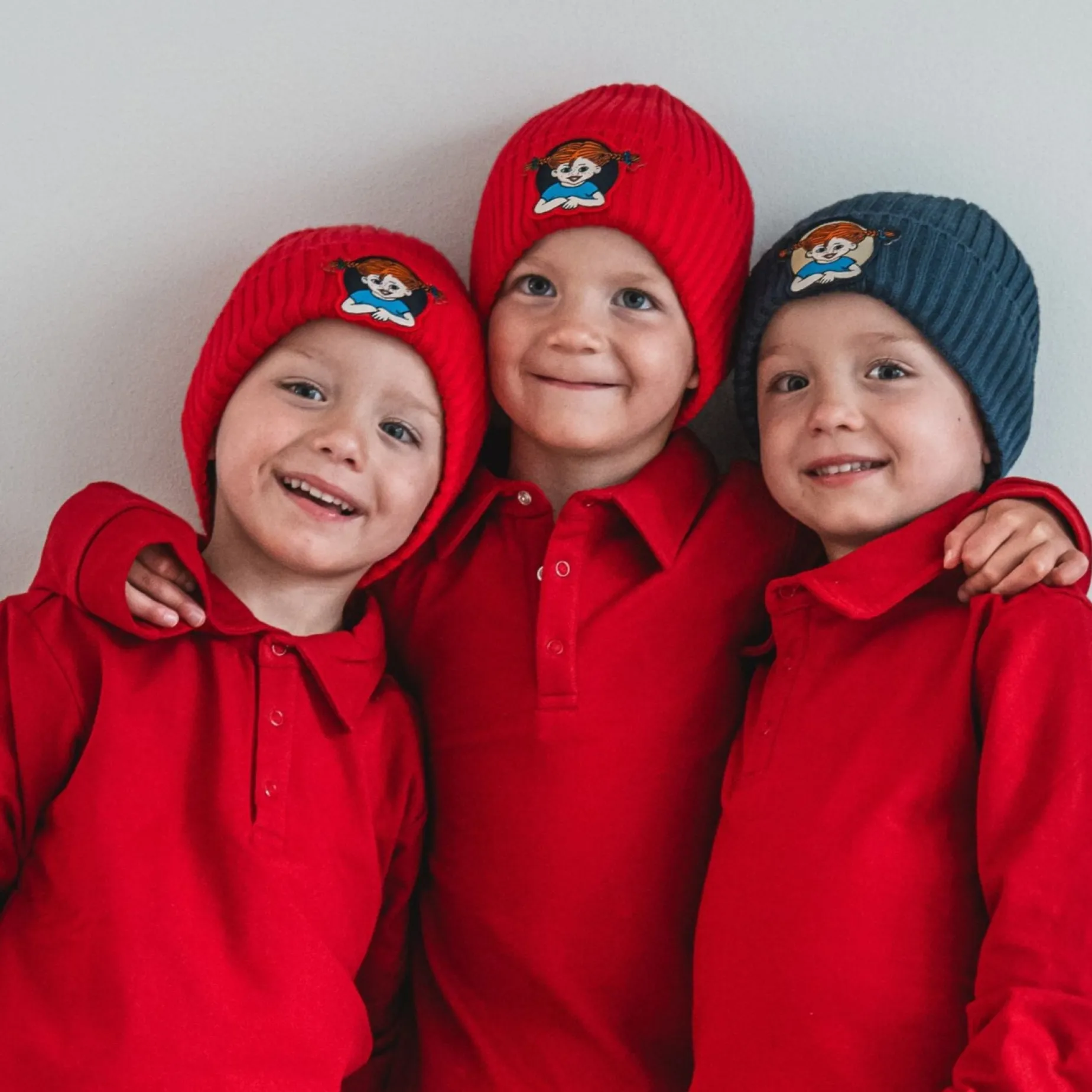 Stickad Mössa Pippi Långstrump Marinblå