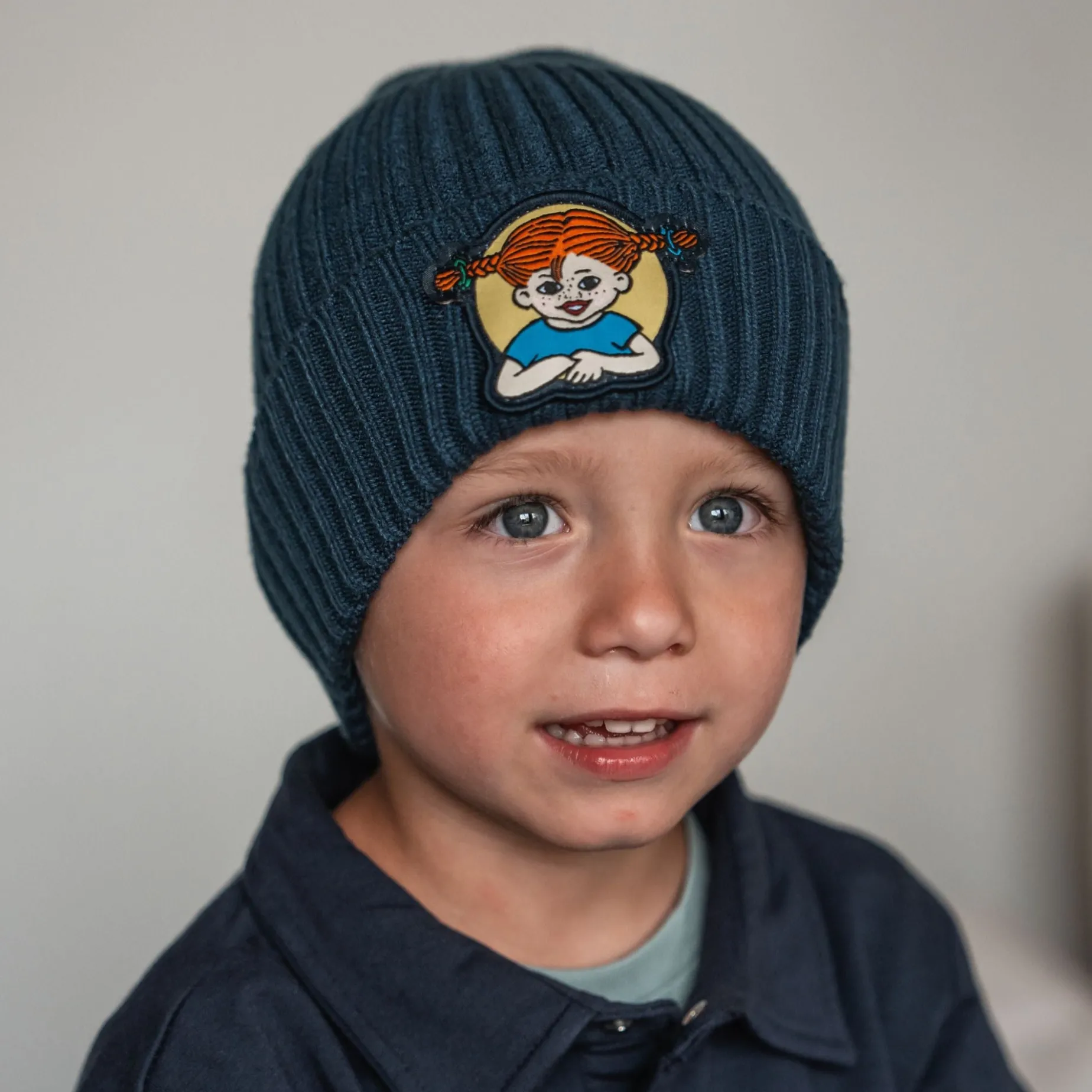 Stickad Mössa Pippi Långstrump Marinblå